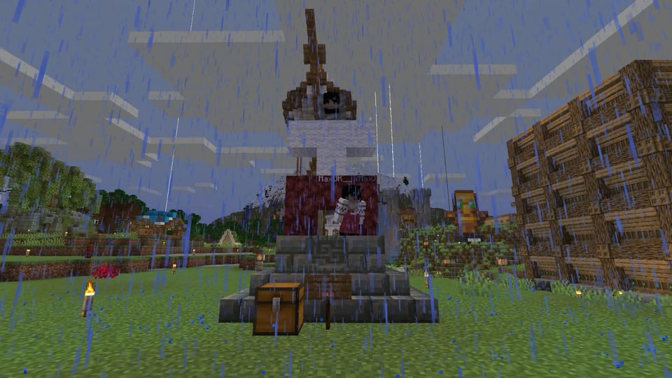 Cool statue — image 1